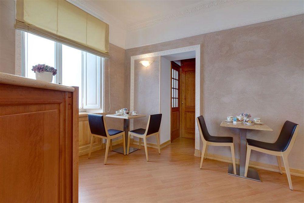 Residenza Romacentro Ξενοδοχείο Εξωτερικό φωτογραφία