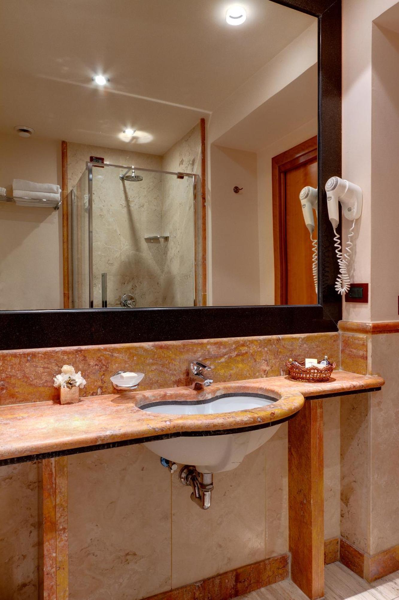 Residenza Romacentro Ξενοδοχείο Εξωτερικό φωτογραφία