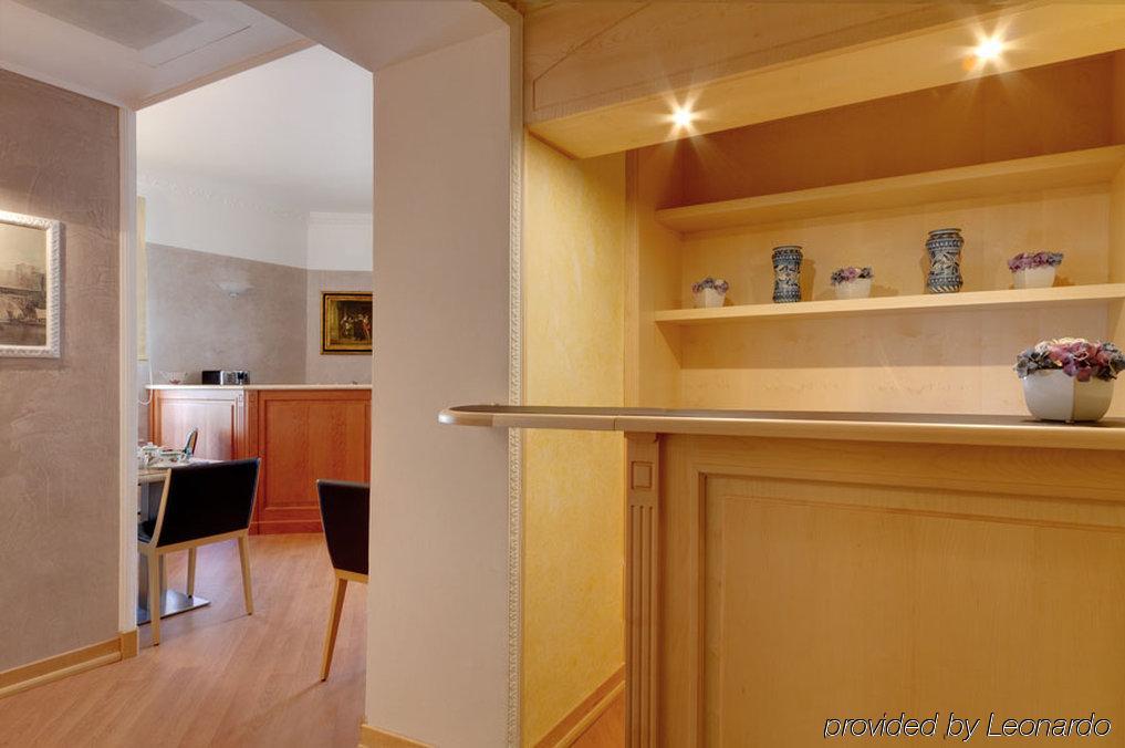 Residenza Romacentro Ξενοδοχείο Εσωτερικό φωτογραφία
